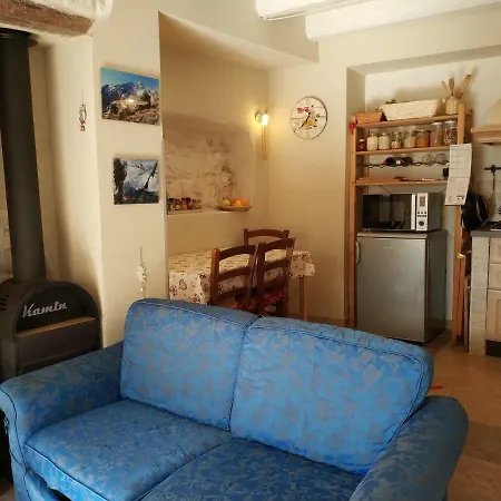 A Casa Di Kimi Нумана